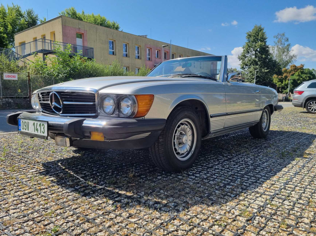 Mercedes-Benz 450 SL