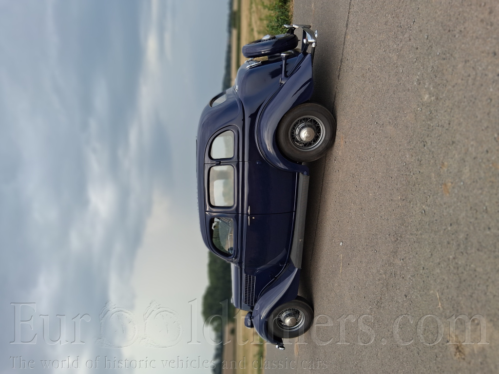 Ford V8