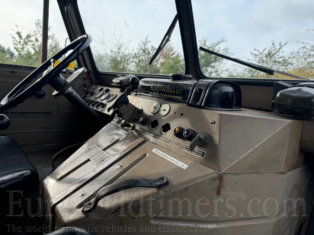 Mercedes Benz Unimog 404 rok 1966