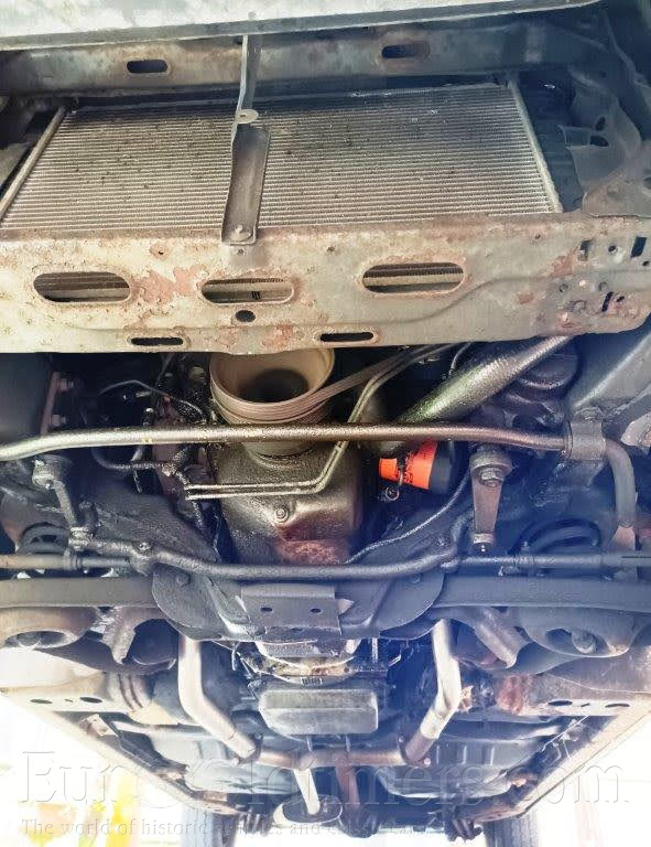 LINCOLN TOWN CAR V8 5L 