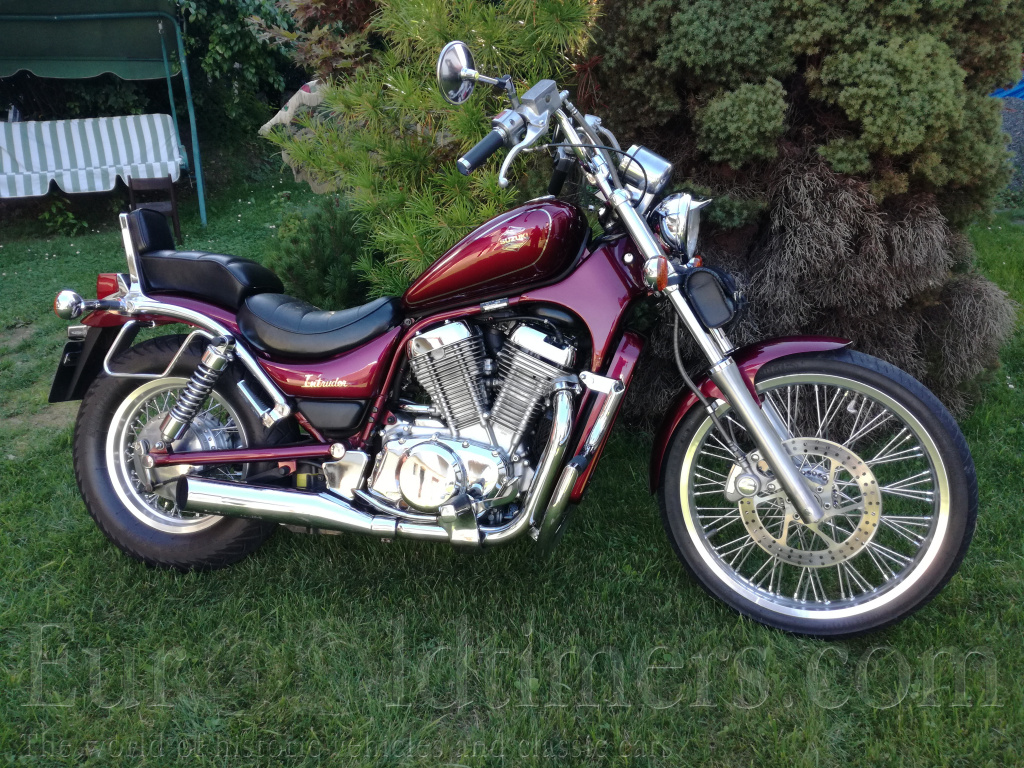 Suzuki intruder vs750