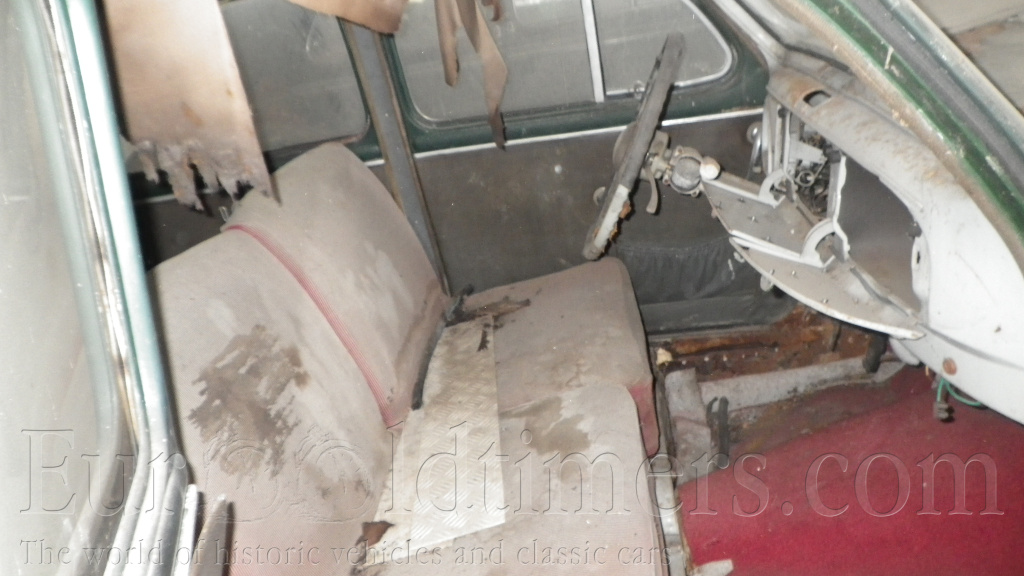 Peugeot 203 C 1.4 benz.  r.v.: 1967 2 ks