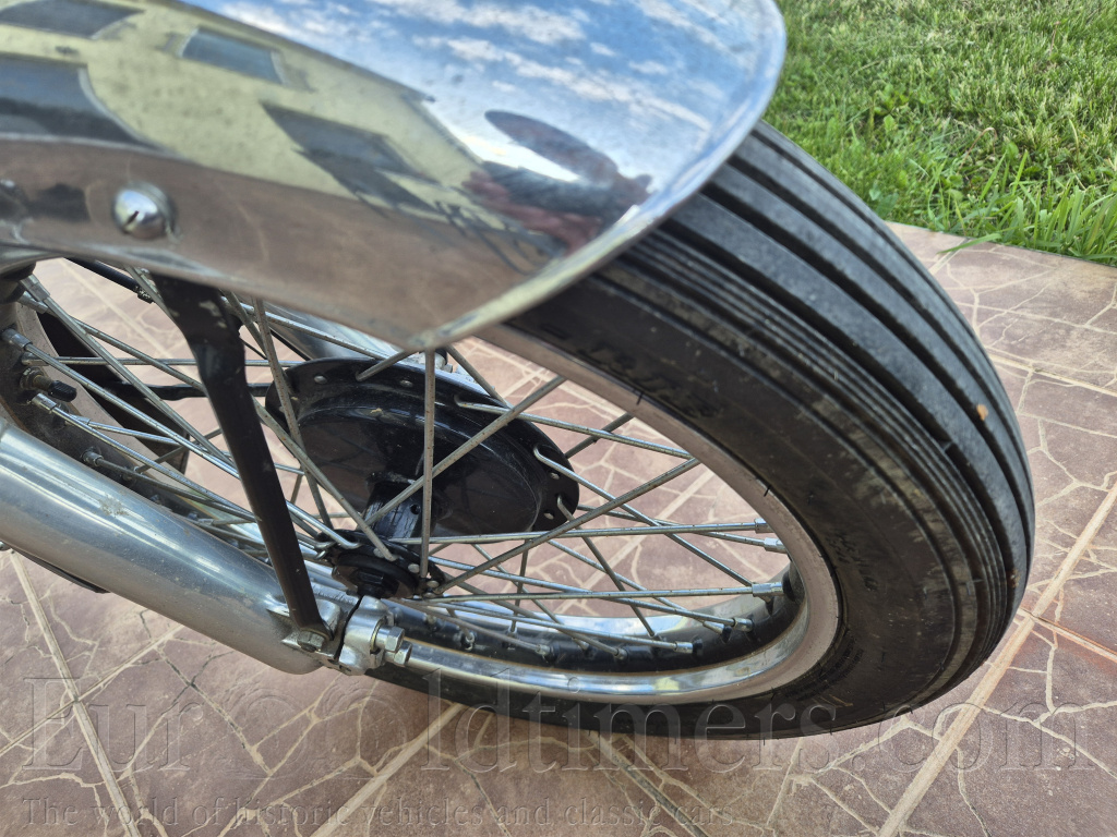 Royal Enfield Bullet 350