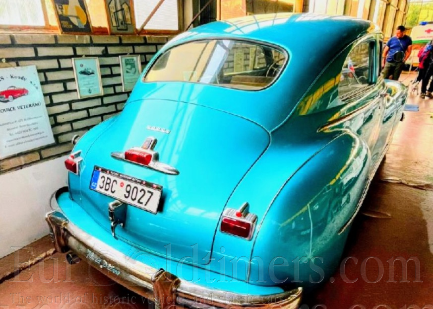 Dodge D 42