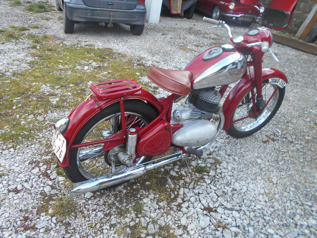 Jawa 350/18 pérák