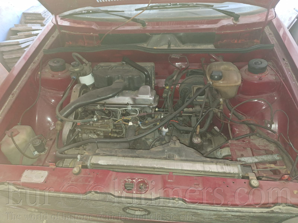 Volkswagen GOLF GLD 